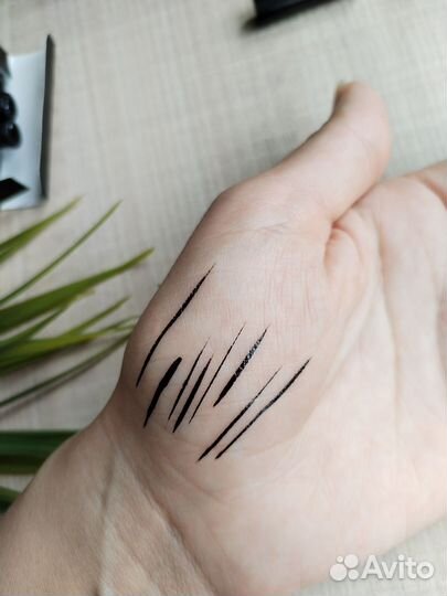 Подводка для глаз