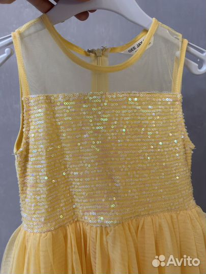 Платье нарядное