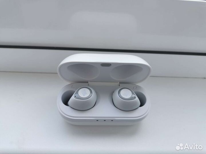 Беспроводные наушники