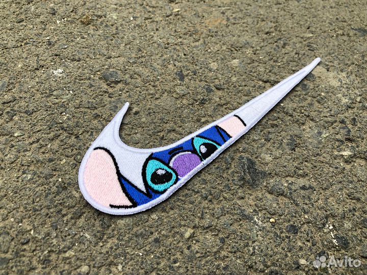 Машинная вышивка на одежде