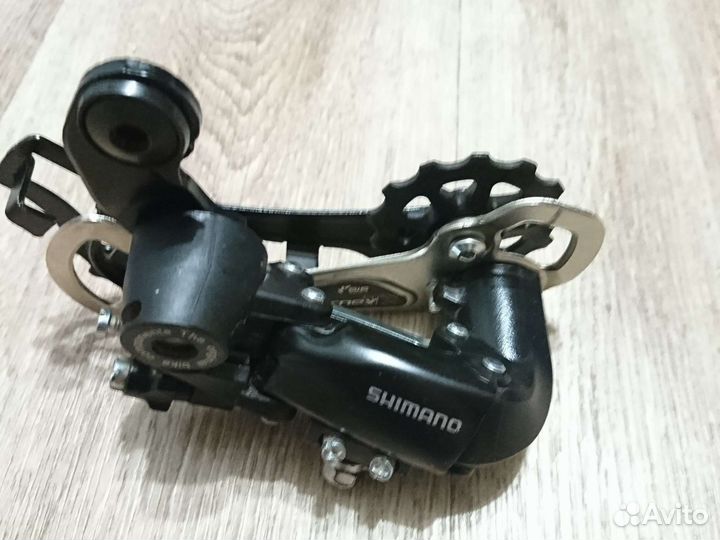 Переключатель задний Shimano Tourney