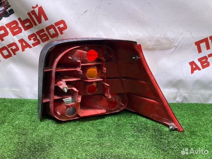 Фонарь Volkswagen Golf 4 1997-2005