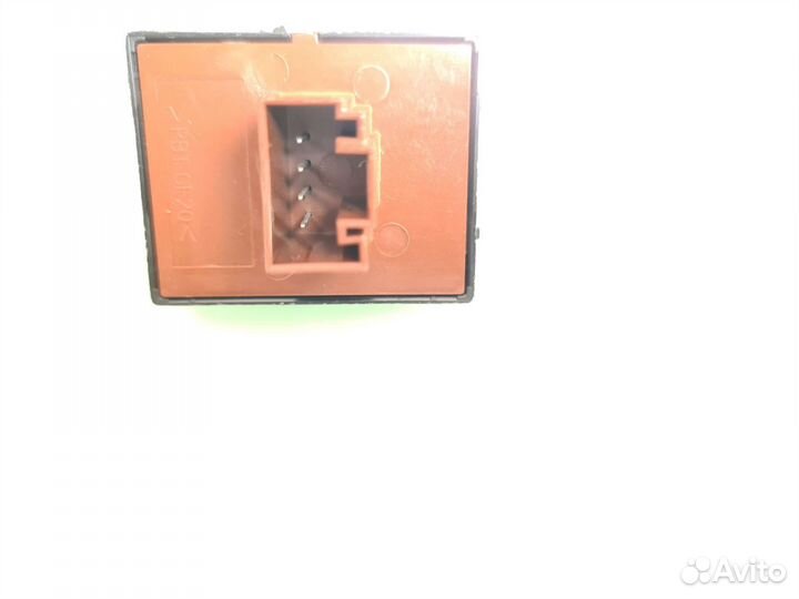 Кнопки стеклоподьемника Skoda Octavia/Fabia/Yeti