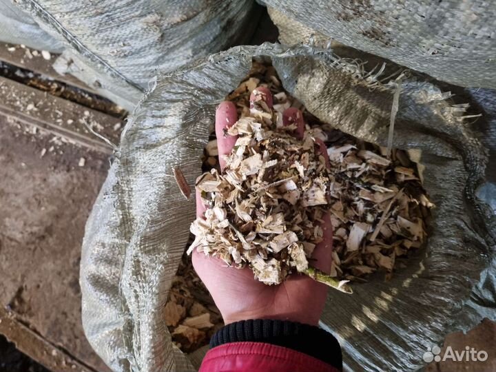 Древесная щепа, мульча