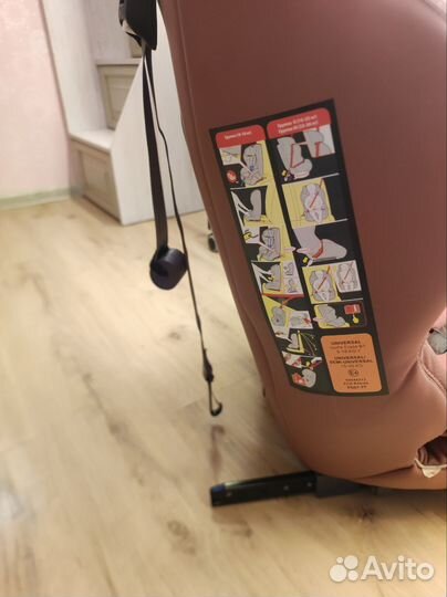 Автомобильное детское кресло от 9 до 26 кг