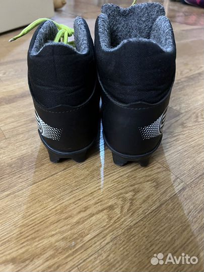 Лыжные ботинки trek 35р