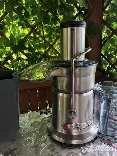 Соковыжималка Bork Германия JU CUN 24250 SI