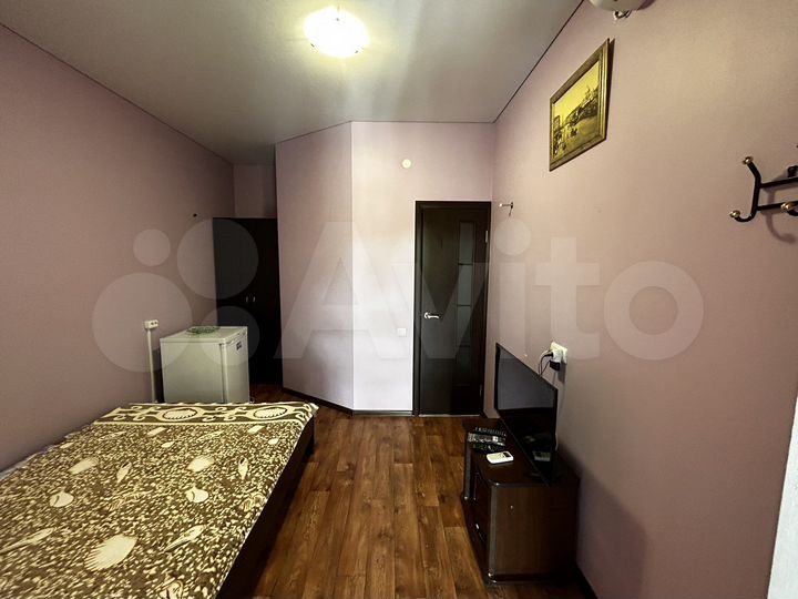 Комната 15 м² в 2-к., 1/1 эт.