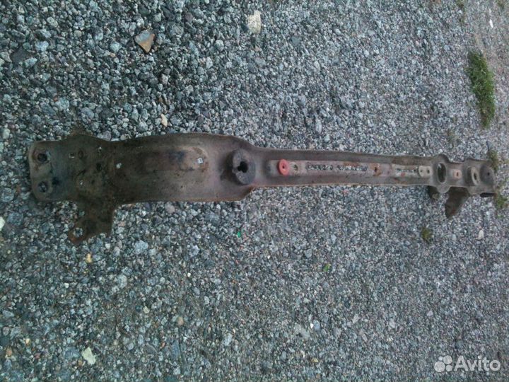 Балка радиатора Форд Фокус 1 2004г