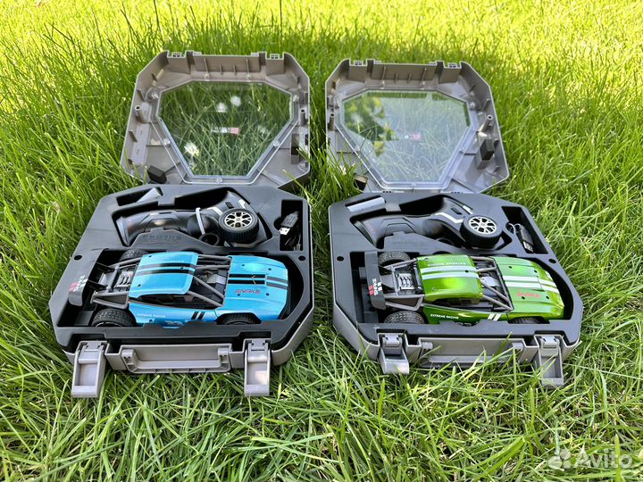 Игрушка машинка железная