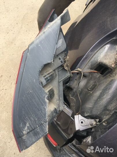 Фонарь задний левый Рено Сценик 2 2004