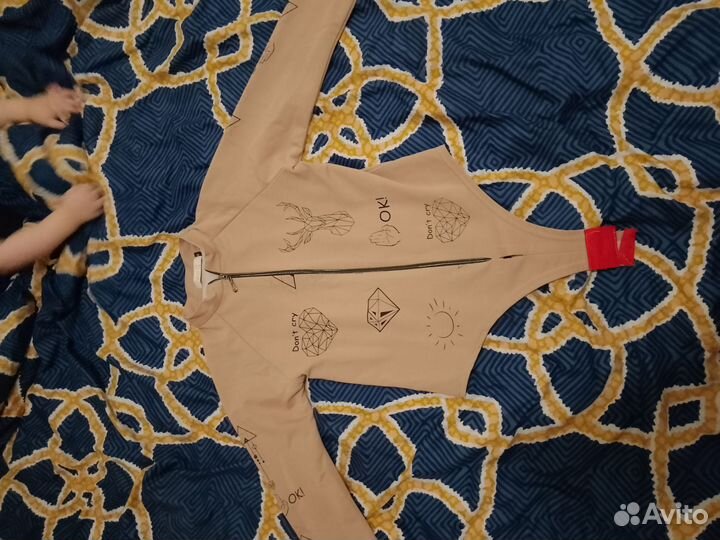 Вещи женские 42-48