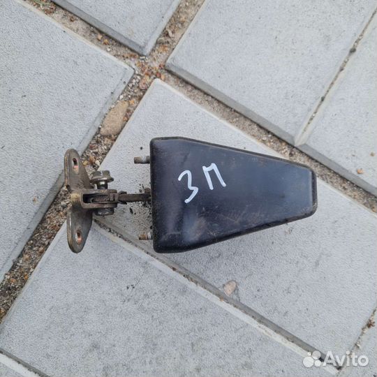 Ограничитель двери Skoda Felicia задний правый