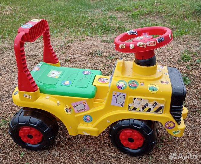 Машинка каталка толокар