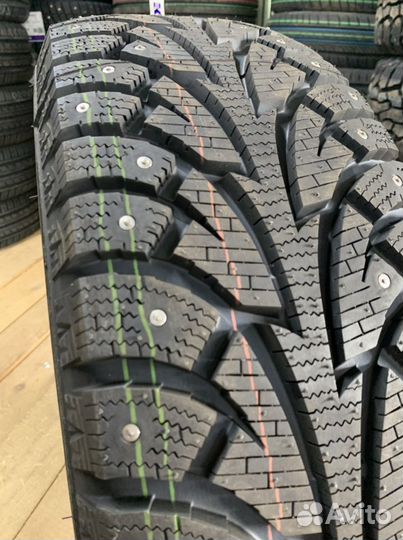 Hankook Winter I'Pike W409 215/65 R17 98T