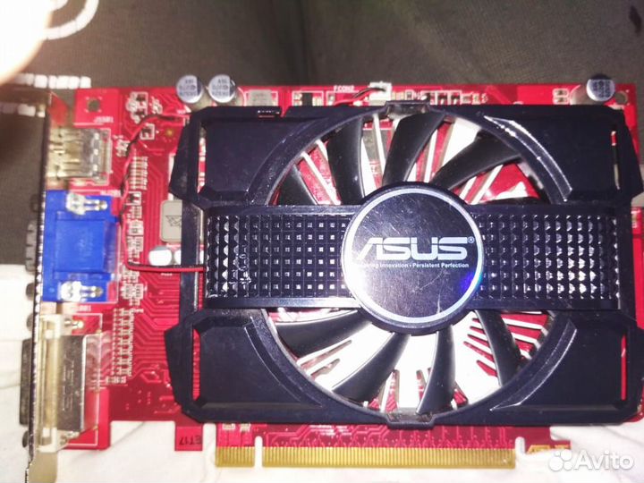 Видеокарта GeForce GTS / Radeon HD