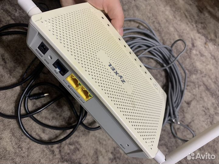 Wi-Fi роутер zyxel LTE6101