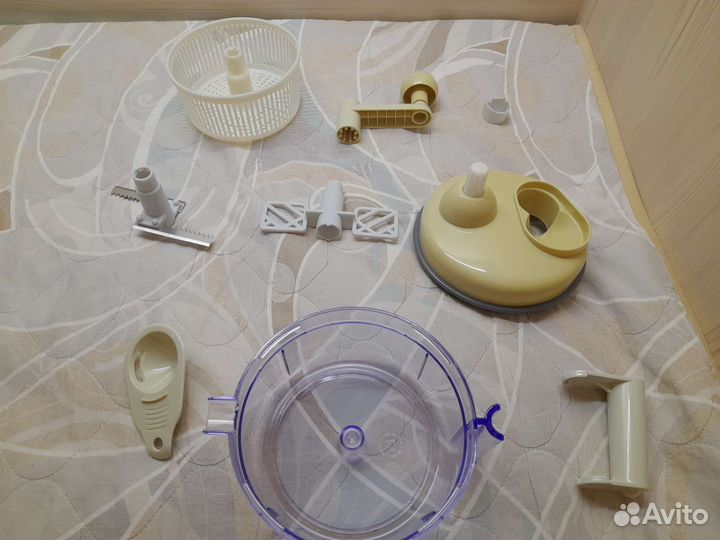 Кухонный измельчитель (ручной)