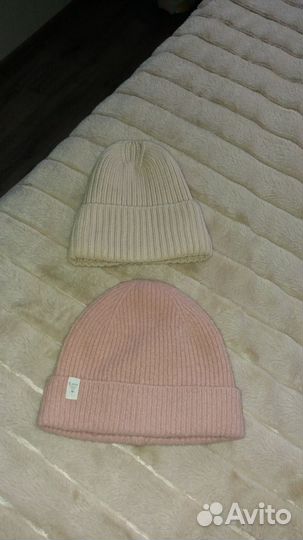 Шапки-бини.Женские.Сезон осень-зима.2шт.На выбор