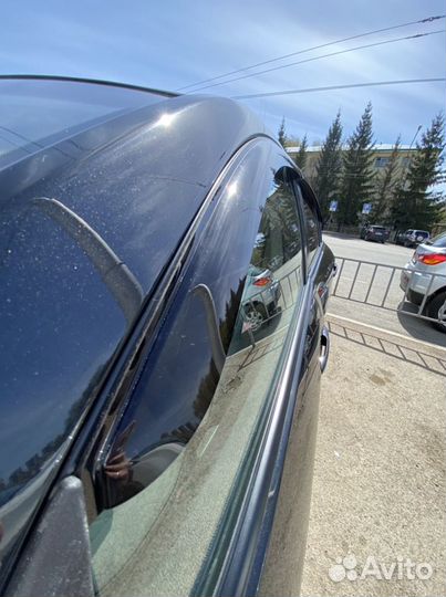 Ветровики на Toyota Camry 8