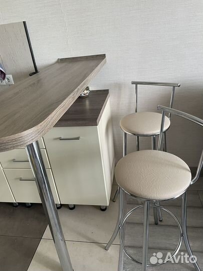 Стул барный