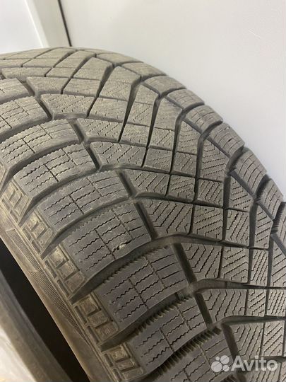 Pirelli Ice Zero 235/55 R19 105