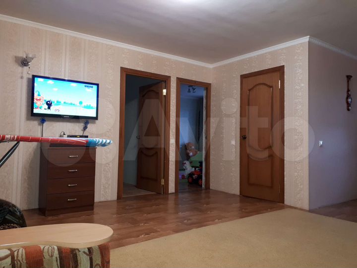 Дом 61 м² на участке 5 сот.