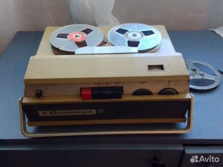 Катушечный магнитофон