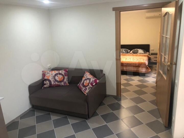 Коттедж 33 м² на участке 10 сот.