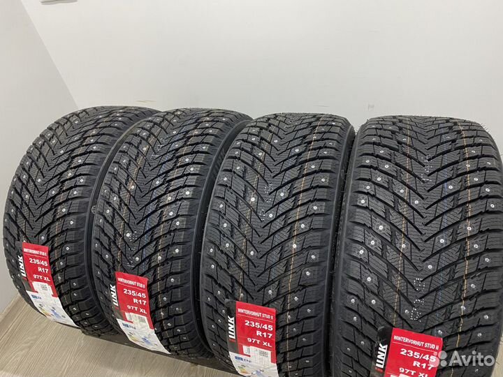 iLink Wintervorhut Stud II 235/45 R17 97T