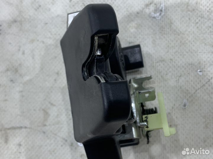 Замок багажника KIA K5 DL3