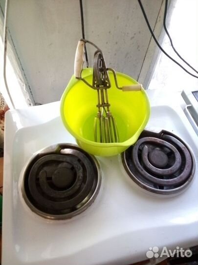 Миксер СССР ручной механический. Доставка