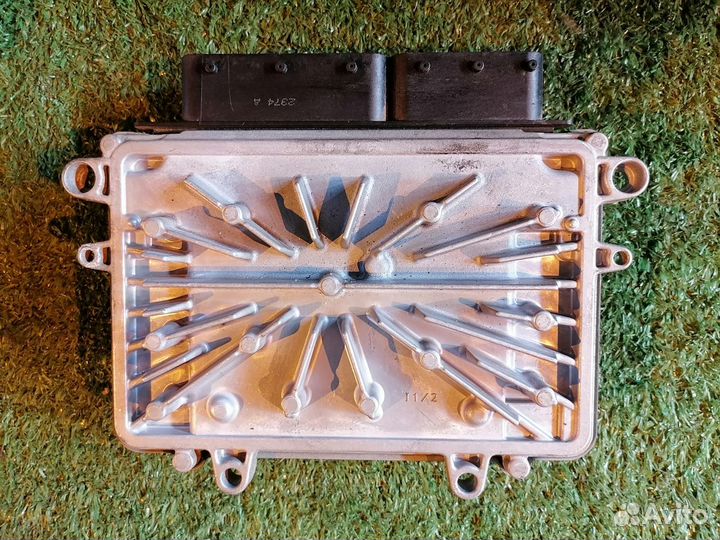 Блок управления двигателем B5254T3 0261209009 Volv