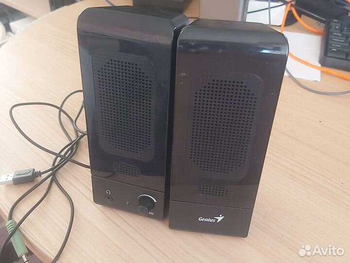 Компьютерные колонки genius