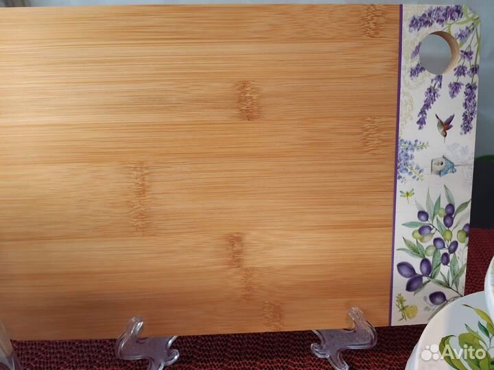 Емкости и доска дизайна 