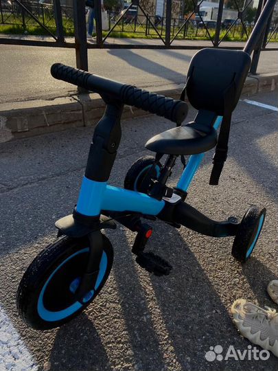Детский трехколесный велосипед