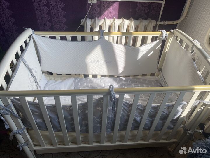 Детская кроватка