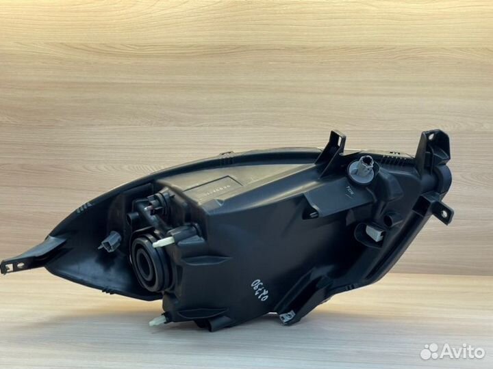 Фара галогеновая передняя левая Nissan Note