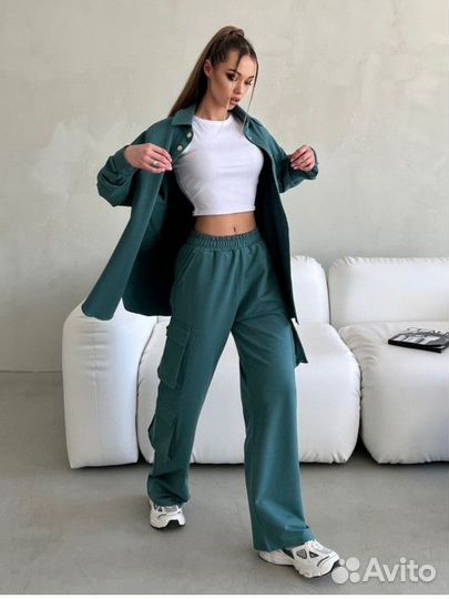 Спортивный костюм женский новый