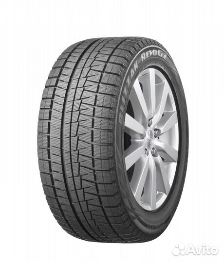 Bridgestone Blizzak Revo GZ 215/55 R17 94S