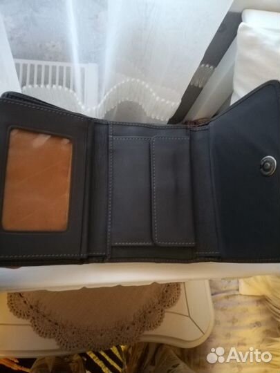 Кошелек из кожи крокодила