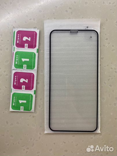 Защитной стекло на айфон XLи11(1шт),12и12 pro(4шт)