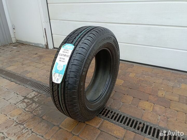 Nokian Tyres Hakka C Van 205/70 R15C 106S