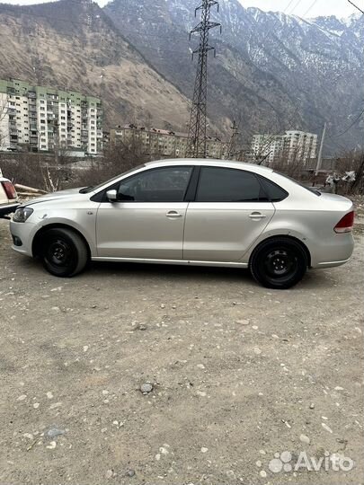Volkswagen Polo 1.6 МТ, 2014, 370 000 км