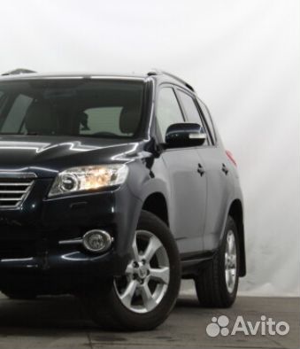 В разборке Toyota RAV4 (XA30) 2012