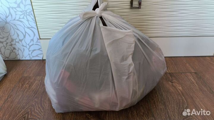 Вещи пакетом на девочку отдам бесплатно