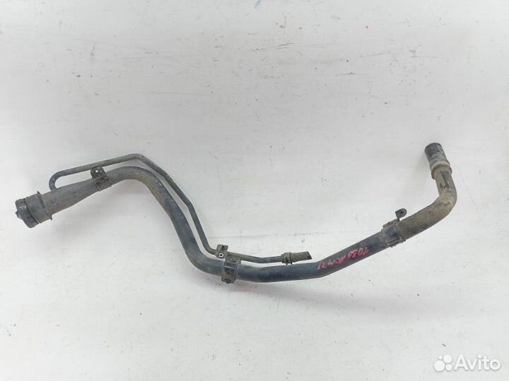 Горловина топливного бака Toyota Ipsum ACM21 2AZ