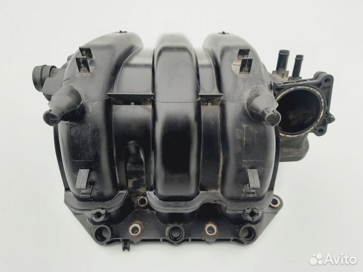 Коллектор впускной Skoda Fabia