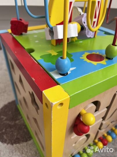 Развивающие игрушки: игровой центр