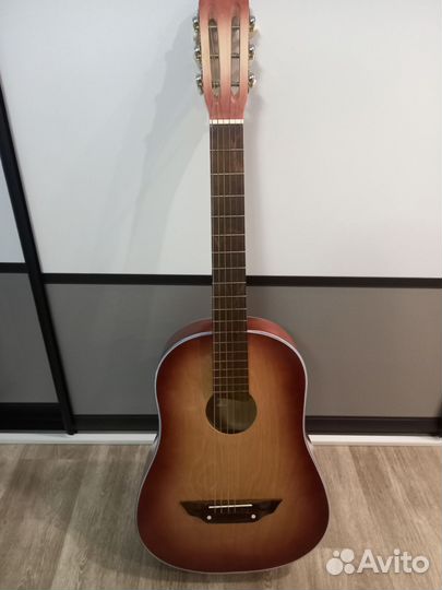 Акустическая гитара